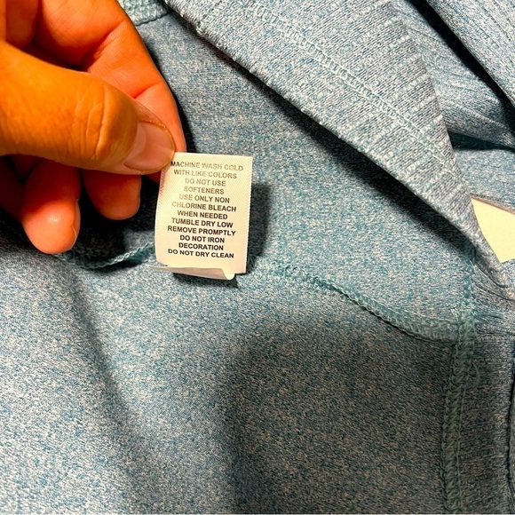 BCG Women Double Knit 1/4 Zip Top NWOT Large Thumbhole Sleeves Moisture Wicking - Picture 8 of 9